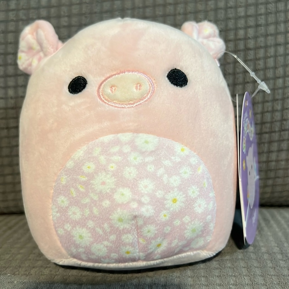 NWT Easter 2024 Squishmallow-Peter 5” 💗